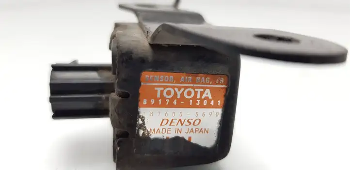 Toyota Corolla E120 E130 (2000 - 2004) 8917413041 Датчик удара SRS — фото 3