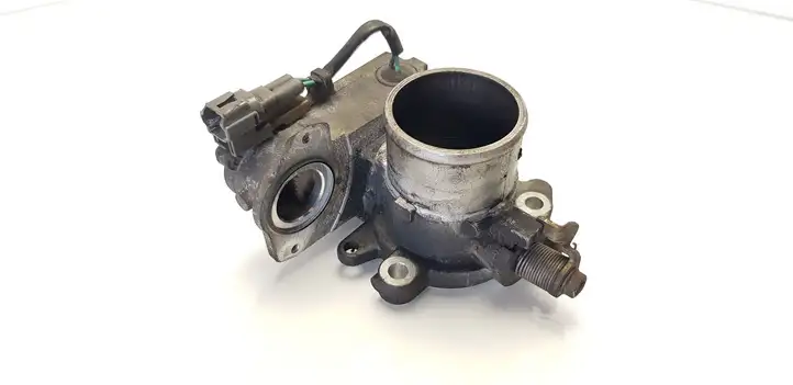 Toyota Corolla E120 E130 (2000 - 2004) 270203C15 Дроссельная заслонка — фото 1