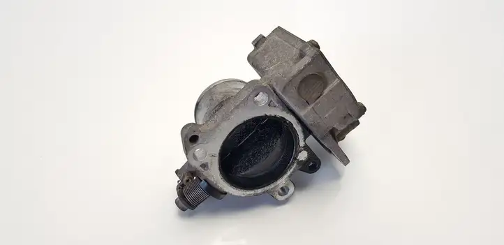Toyota Corolla E120 E130 (2000 - 2004) 270203C15 Дроссельная заслонка — фото 4