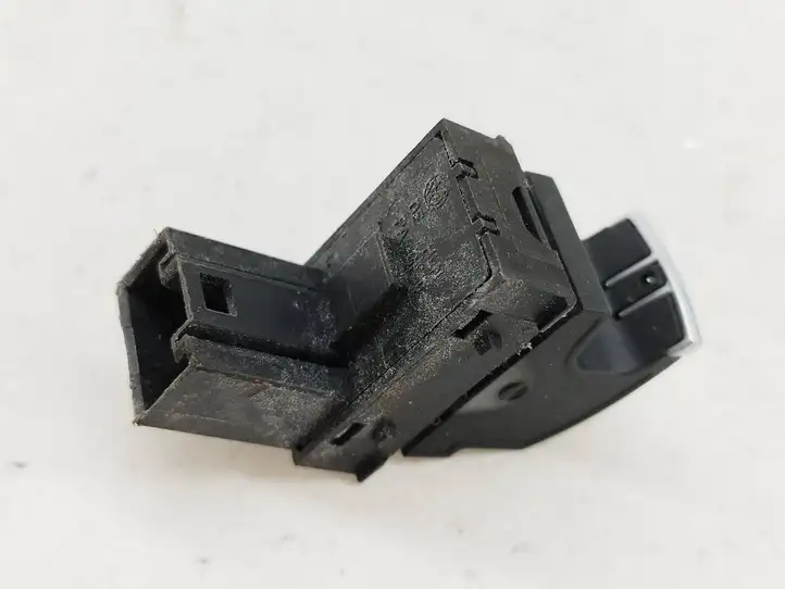 Volkswagen PASSAT CC (2008 - 2012) 5K0959855 Кнопка стеклоподъемников — фото 3