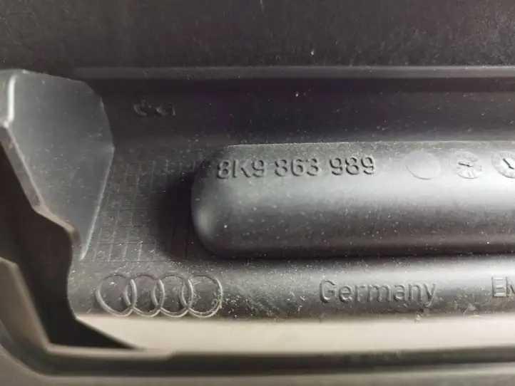 Audi A4 S4 B8 8K (2007 - 2011) 8K9863989 Прочая отделка багажника — фото 2