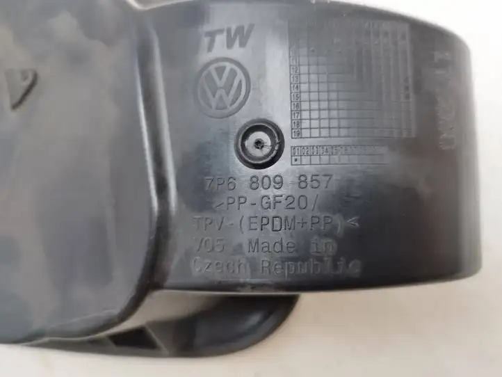 Volkswagen Touareg II (2010 - 2018) 7P6809857 Крышка топливного бака — фото 2