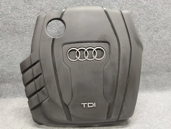 Audi A6 C7 (2011 - 2014) 03L103925AB Крышка двигателя декоративная — фото 1