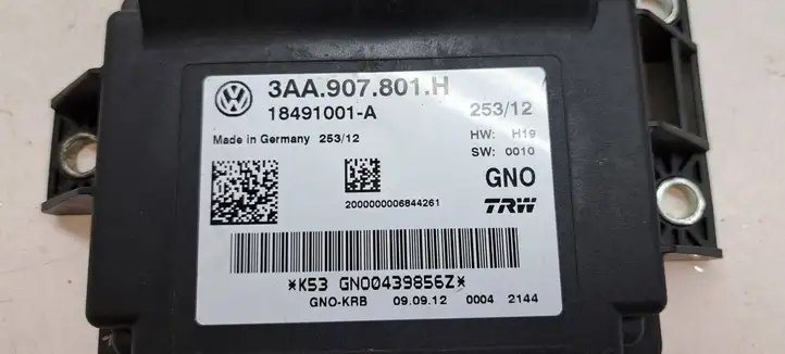 Volkswagen Sharan (2010 - 2015) 3AA907801H Блок управления стояночным тормозом — фото 1