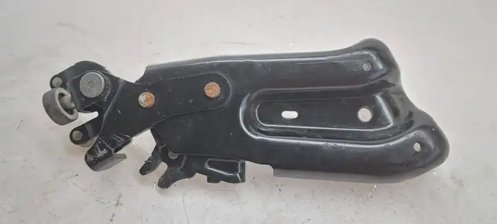Volkswagen Sharan (2010 - 2015) 7N0843397E Средняя направляющая ролика раздвижной двери — фото 1