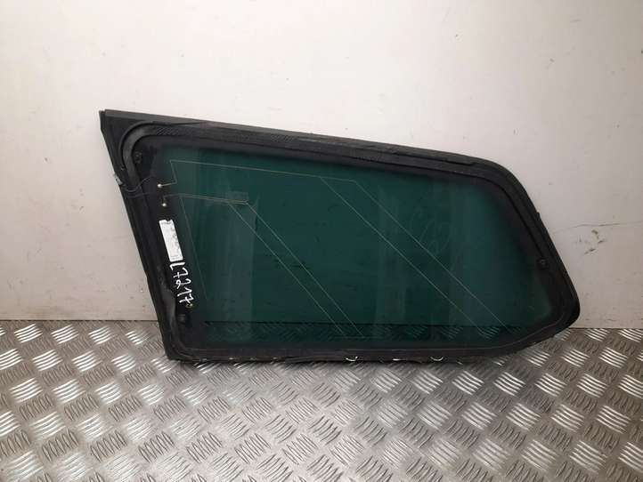 Volkswagen PASSAT B8 (2015 - )  3G9845298BT Рамка дверного стекла задней двери