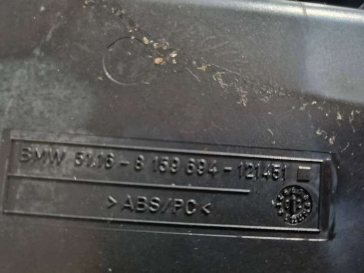 BMW 5 E39 (1996 - 2003)  8159694 Прикуриватель