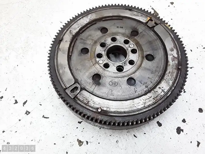 BMW 3 E46 (1998 - 2005) 21211223712R Двухмассовый маховик — фото 2
