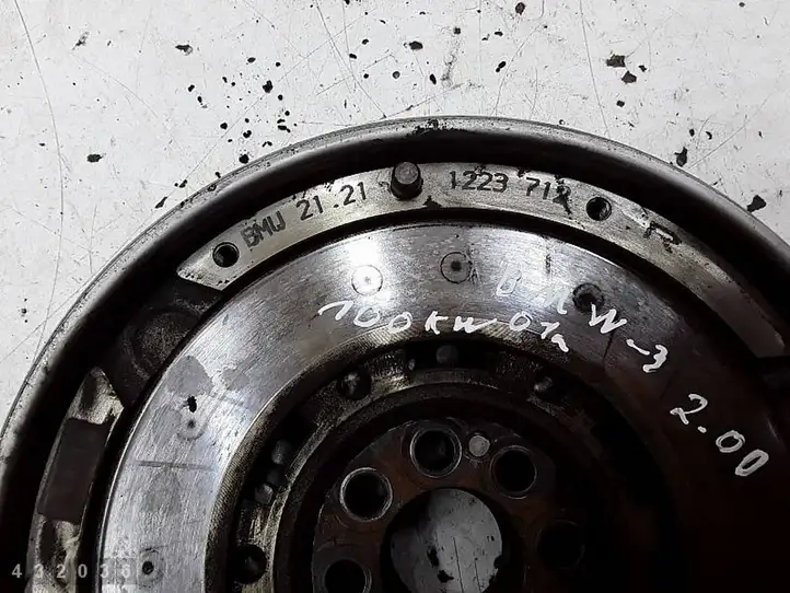 BMW 3 E46 (1998 - 2005) 21211223712R Двухмассовый маховик — фото 4