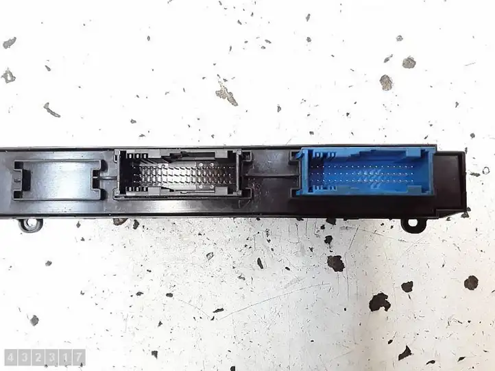 BMW 1 E81 E87 (2004 - 2011) 6135922987202 Модуль комфорта — фото 3
