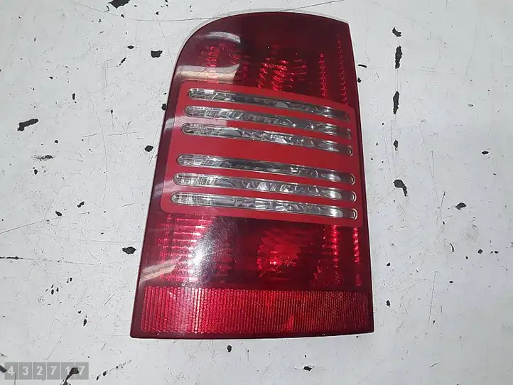 Skoda Octavia Mk1 (1U) (1996 - 2004) 1U9945095B Задний фонарь в кузове — фото 1