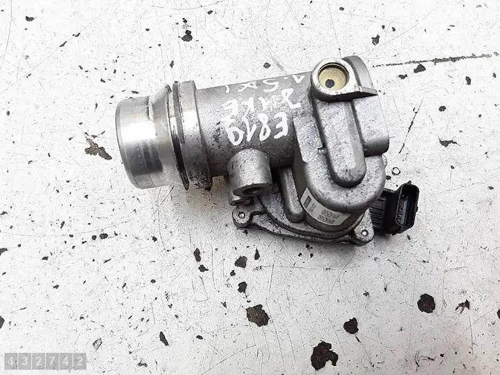 Nissan Juke I F15 (2010 - 2018) 161A09794R Дроссельная заслонка — фото 1