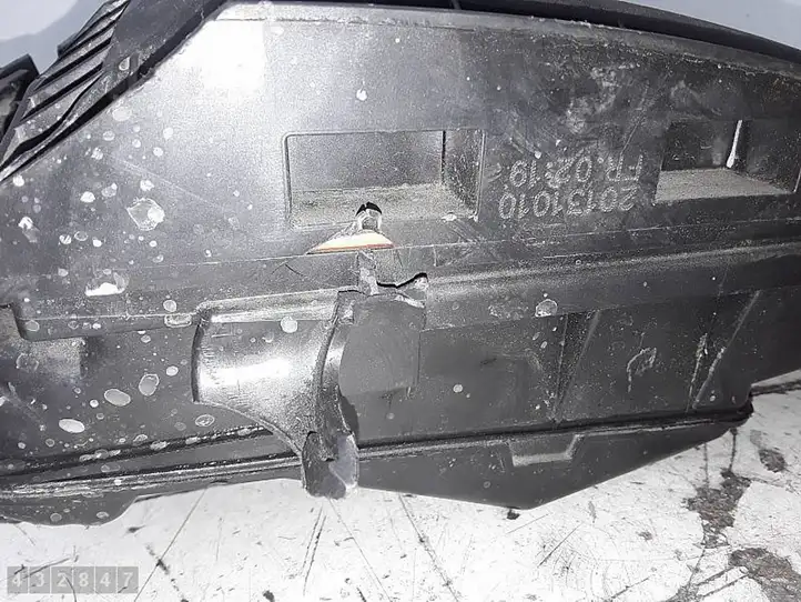 Peugeot 208 (2012 - 2015) Корпус воздушного фильтра — фото 6