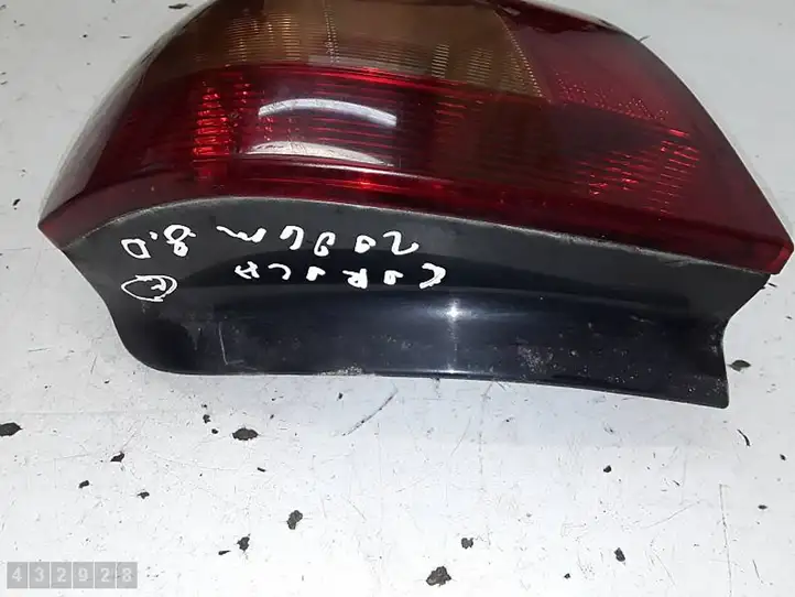 Toyota Corolla E120 E130 (2004 - 2007) E111B02 Задний фонарь в кузове — фото 2