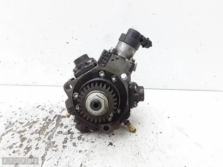 Nissan Qashqai (2010 - 2013) H8200690744 Топливный насос — фото 2