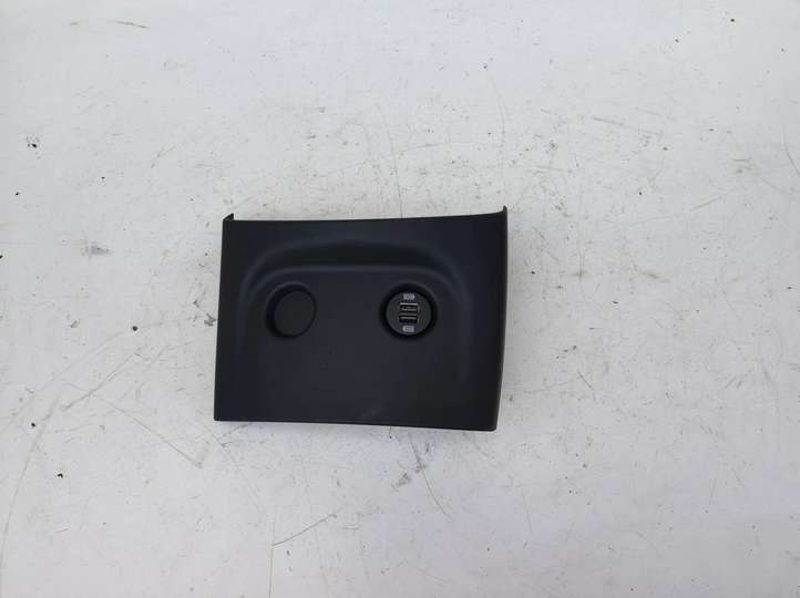 Porsche Cayenne (92A) (2011 - 2017)  7P5863440 Прикуриватель