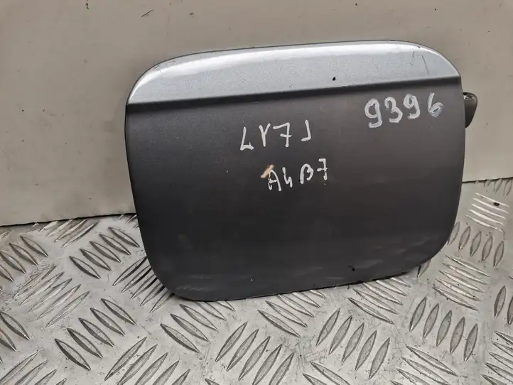 Audi A4 S4 B7 8E 8H (2004 - 2009) 4E0010376R Крышка топливного бака — фото 1