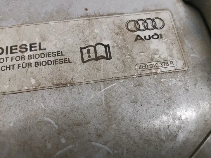 Audi A4 S4 B7 8E 8H (2004 - 2009) 4E0010376R Крышка топливного бака — фото 3