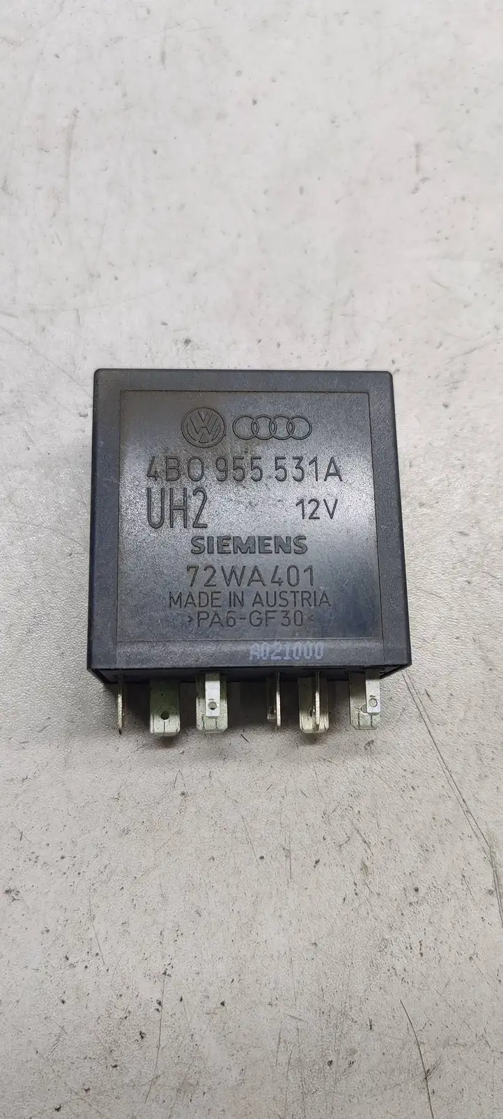 Volkswagen PASSAT B5.5 (2001 - 2005) 4b0955531a Реле стеклоочистителей — фото 1