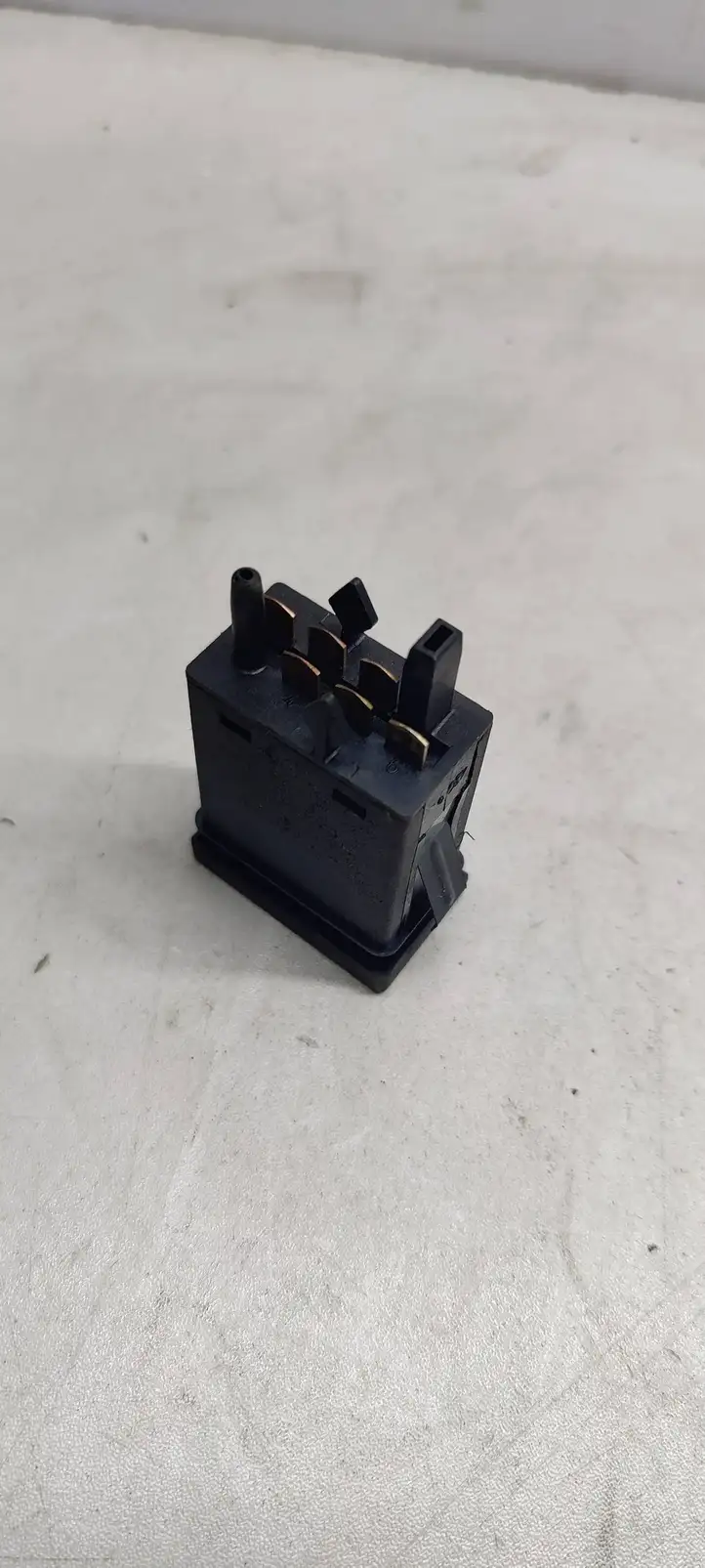 Volkswagen PASSAT B5.5 (2001 - 2005) 3b0959621c Кнопка обогрева стекла — фото 3