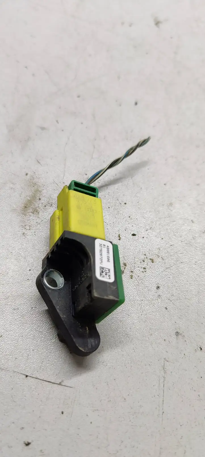 (2005 - 2010) 8k0973323S Датчик удара SRS — фото 1