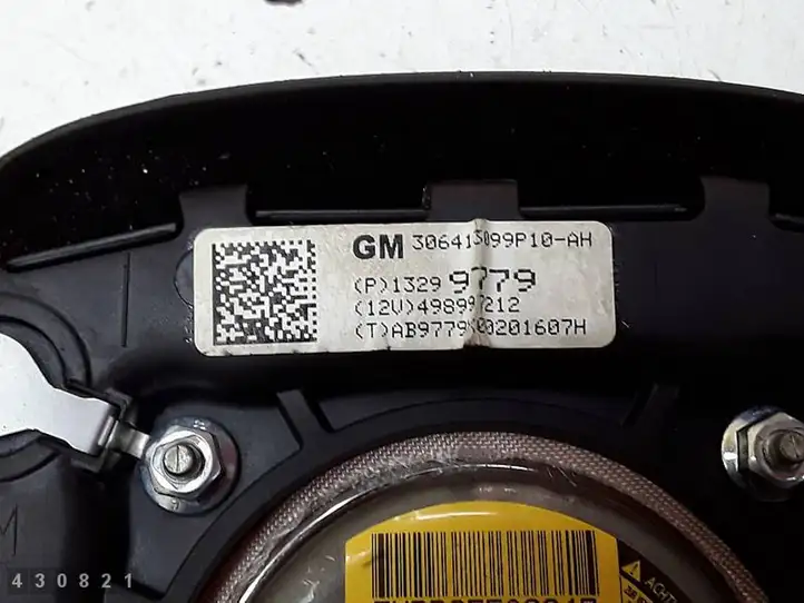 Opel Astra J (2009 - 2012) 13299779 Подушка безопасности руля — фото 2