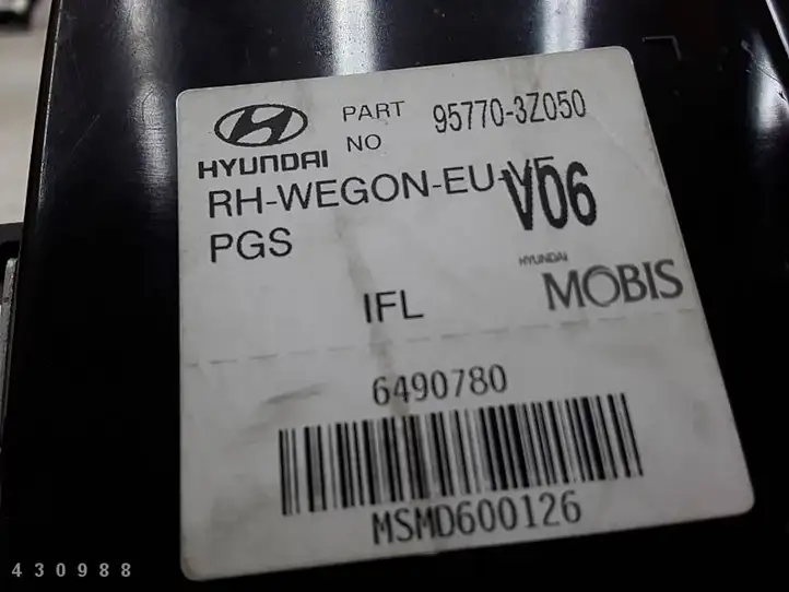 Hyundai i40 (2011 - ) 957703Z050 Блок управления парктрониками — фото 2