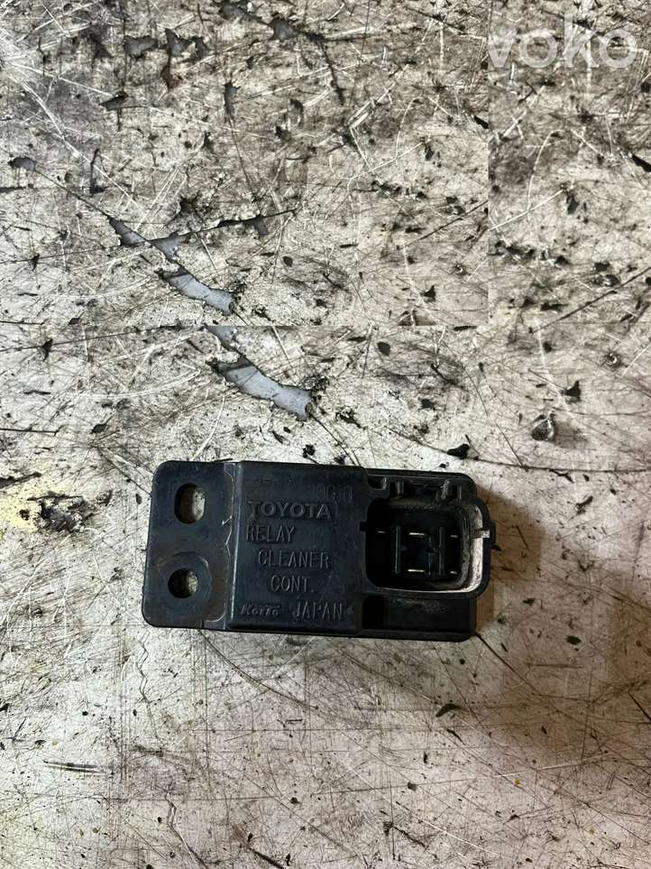 Toyota Corolla E120 E130 (2000 - 2004)  8594230010 Реле обмыва фонарей