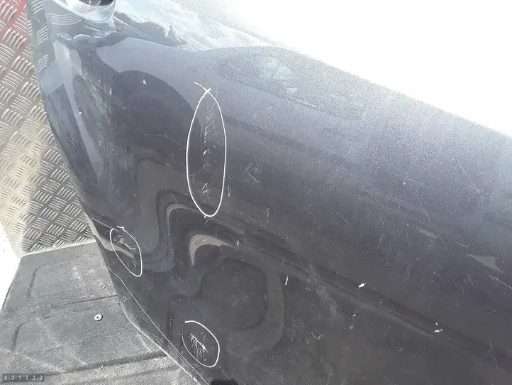 Toyota Verso (2009 - 2012) Задняя дверь — фото 3