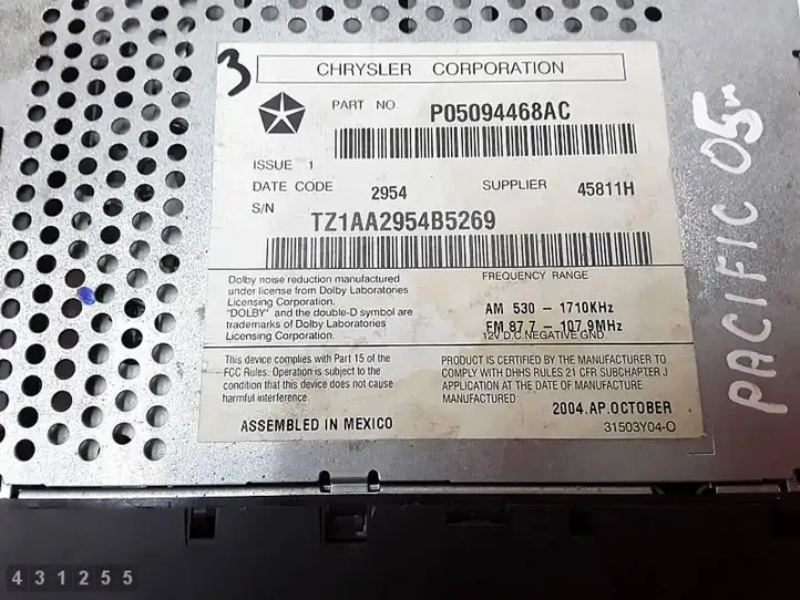 Chrysler Pacifica (2003 - 2008) P05094468AC Магнитола / мультимедийная система — фото 1