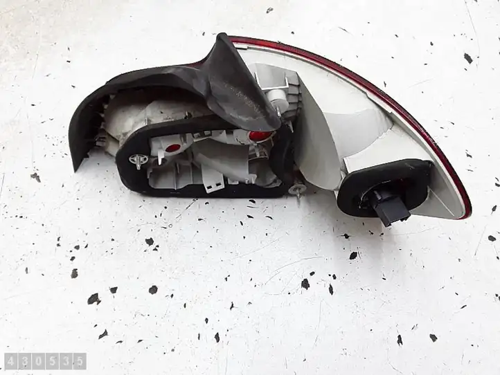 BMW 1 E81 E87 (2004 - 2011) 4869809 Задний фонарь в кузове — фото 5