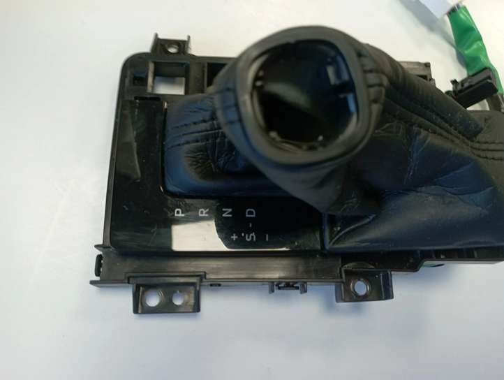 Toyota Sienna XL40 IV (2021 - )  5884308010 Рамка рычага переключения передач