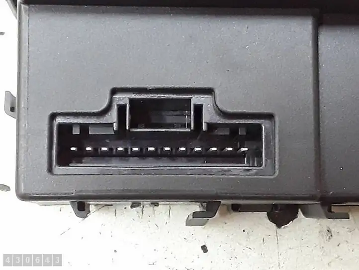 Nissan Qashqai (2006 - 2010) 284B2JD02D Модуль комфорта — фото 4