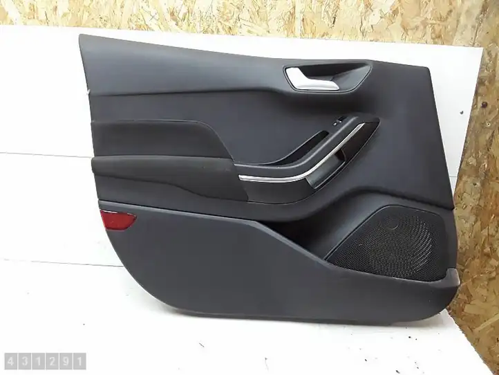 Ford Fiesta (2017 - ) H1BBA23943CN1GKE Обшивка передней двери — фото 1