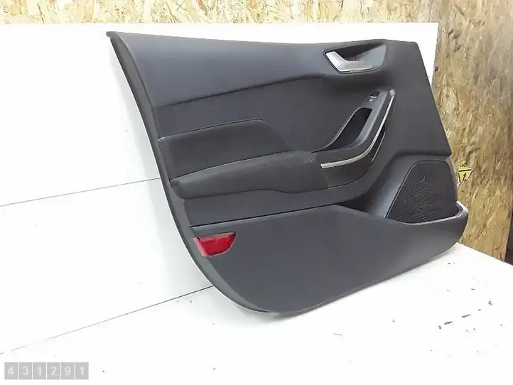 Ford Fiesta (2017 - ) H1BBA23943CN1GKE Обшивка передней двери — фото 3