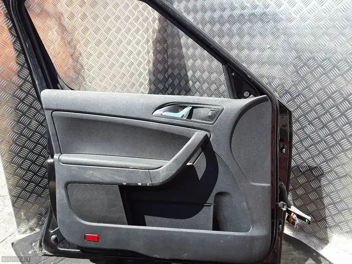 Skoda Yeti (5L) (2013 - 2018) Дверь — фото 2