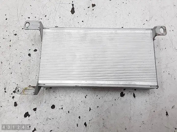 Chrysler Pacifica (2003 - 2008) 04685876AI Усилитель звука — фото 3