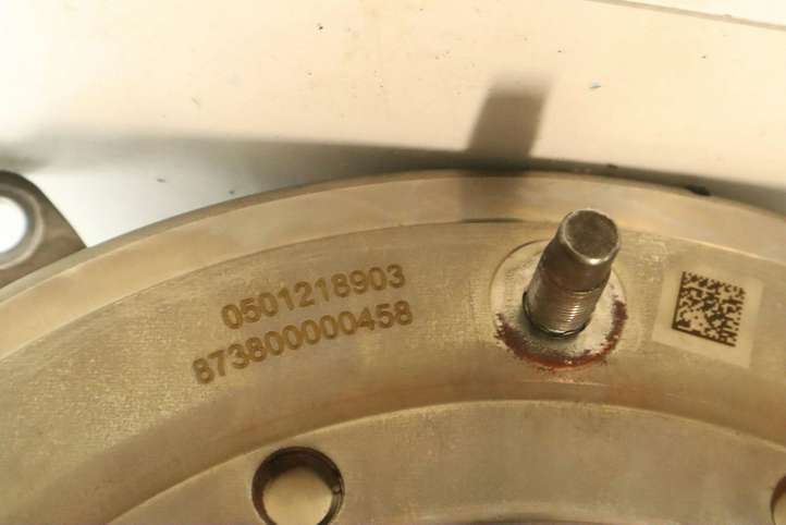 BMW 3 F30 F35 F31 (2012 - 2018)  7647836 Другая часть коробки передач