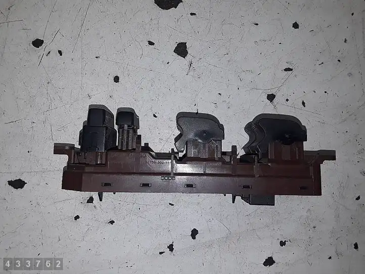 Toyota Avensis T270 (2009 - 2012) 8404005040 Блок кнопок стеклоподъемников — фото 1
