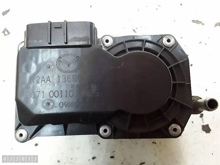 Mazda 6 (2009 - 2012) R2AA136B0 Дроссельная заслонка — фото 5