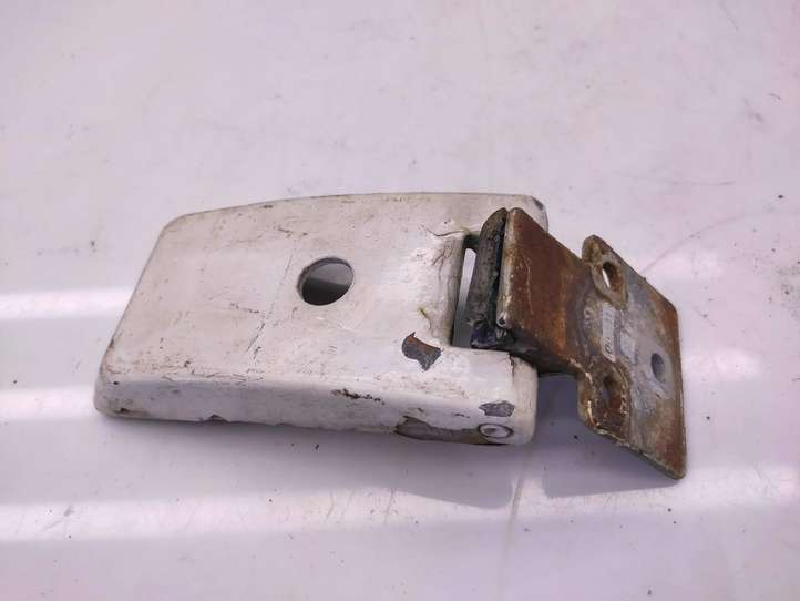 Mercedes-Benz Sprinter W901 W902 W903 W904 (1995 - 2007)  9017400737 Нижняя петля задней двери