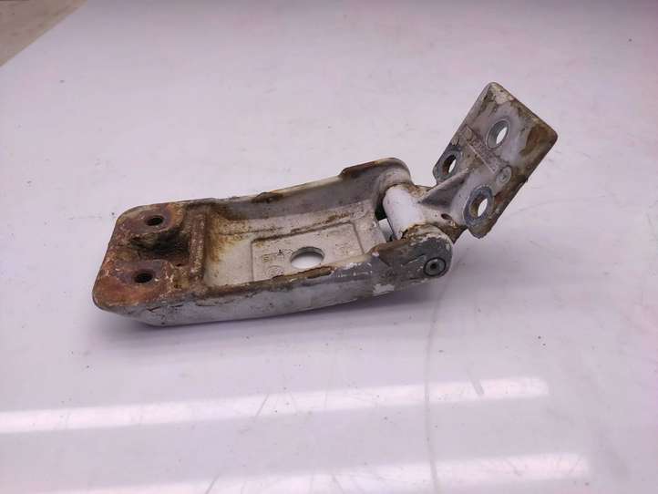 Mercedes-Benz Sprinter W901 W902 W903 W904 (1995 - 2007)  9017400737 Нижняя петля задней двери