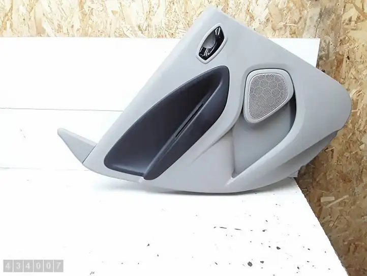 Renault Zoe (2012 - ) 829A14749R Обшивка задней двери — фото 7