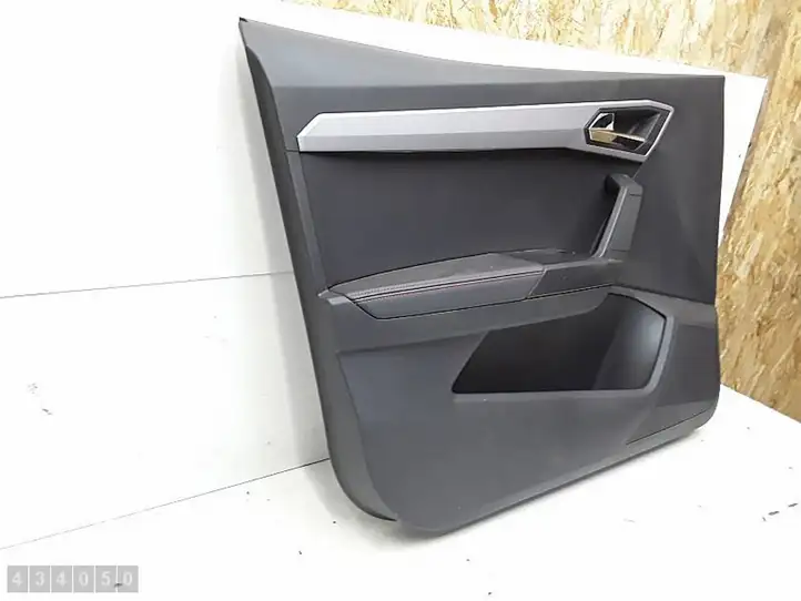 Seat Arona (2017 - ) 6F0867131 Обшивка передней двери — фото 1