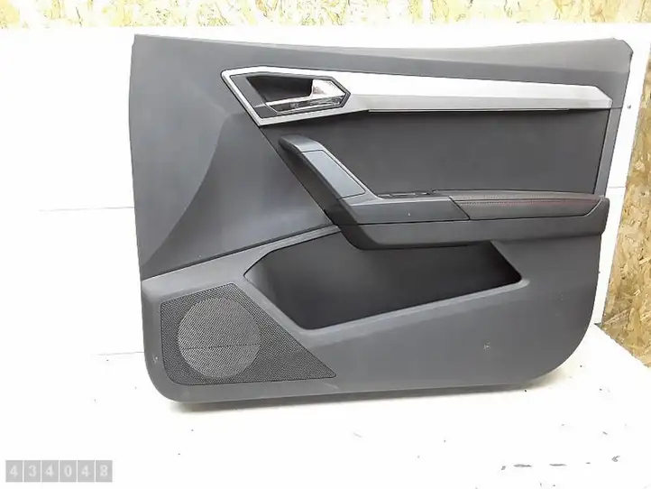 Seat Arona (2017 - ) 6F0867132 Обшивка передней двери — фото 8