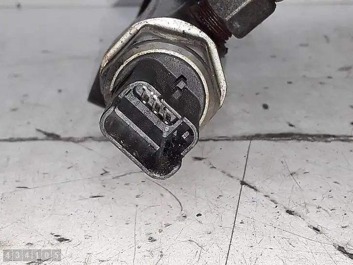 Citroen C4 Grand Picasso (2013 - 2016) 968529758001 Магистральная топливная трубка — фото 3
