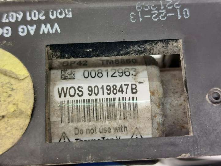 Volkswagen Golf VII (2013 - 2019)  5Q0129637B Топливный насос автономного отопителя (webasto)