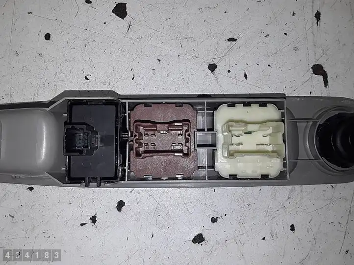 Renault Zoe (2012 - ) 254008973R Кнопка стеклоподъемников — фото 3