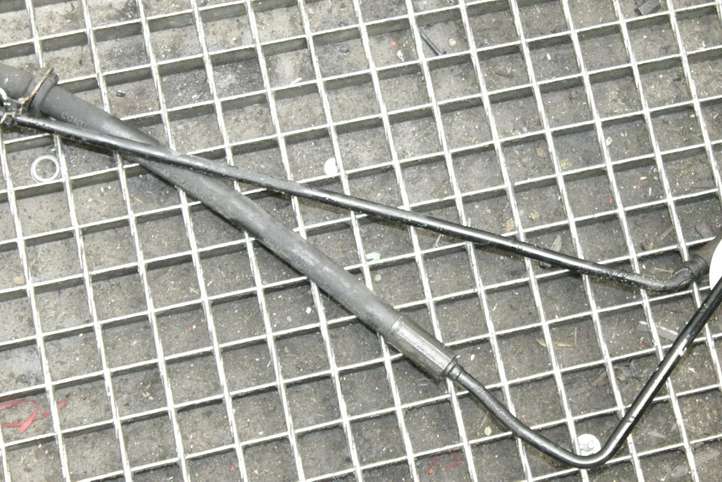 Mercedes-Benz SL R230 (2001 - 2012)   Трубки/шланги
