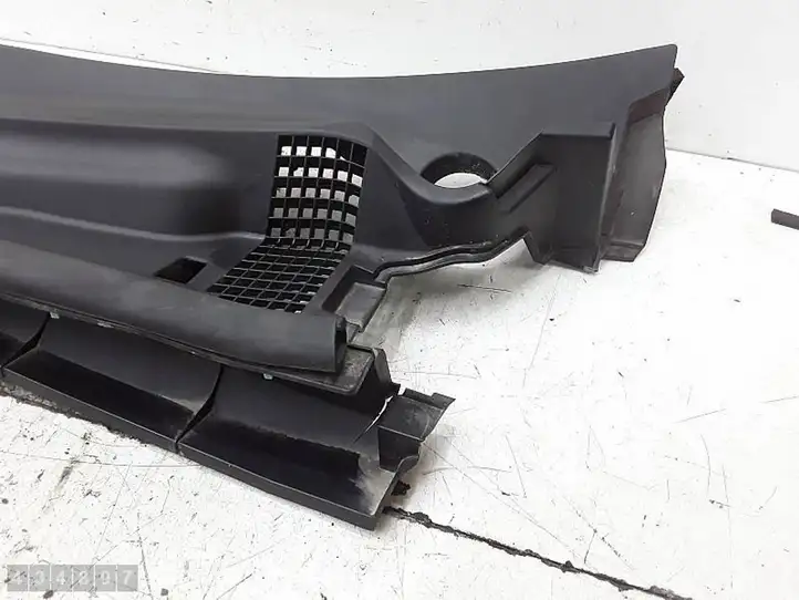Nissan Leaf I (ZE0) (2010 - 2017) 668625SA0A Жабо стеклоочистителей — фото 1